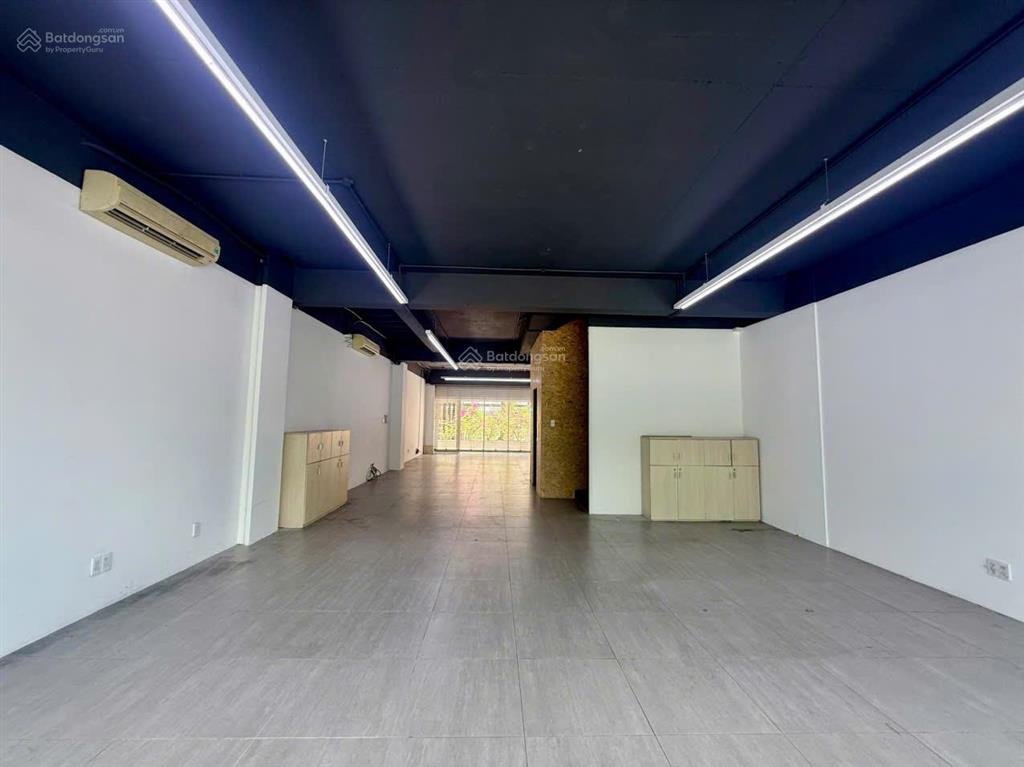 Cho thuê nhà nguyễn cơ thạch sala thủ thiêm, 7.2m x 24m, 5 tầng, có thang máy 170tr/tháng