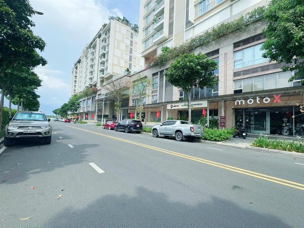Cho thuê shophouse sarimi, sarica, nguyễn cơ thạch, 90 triệu, tùy vị trí.