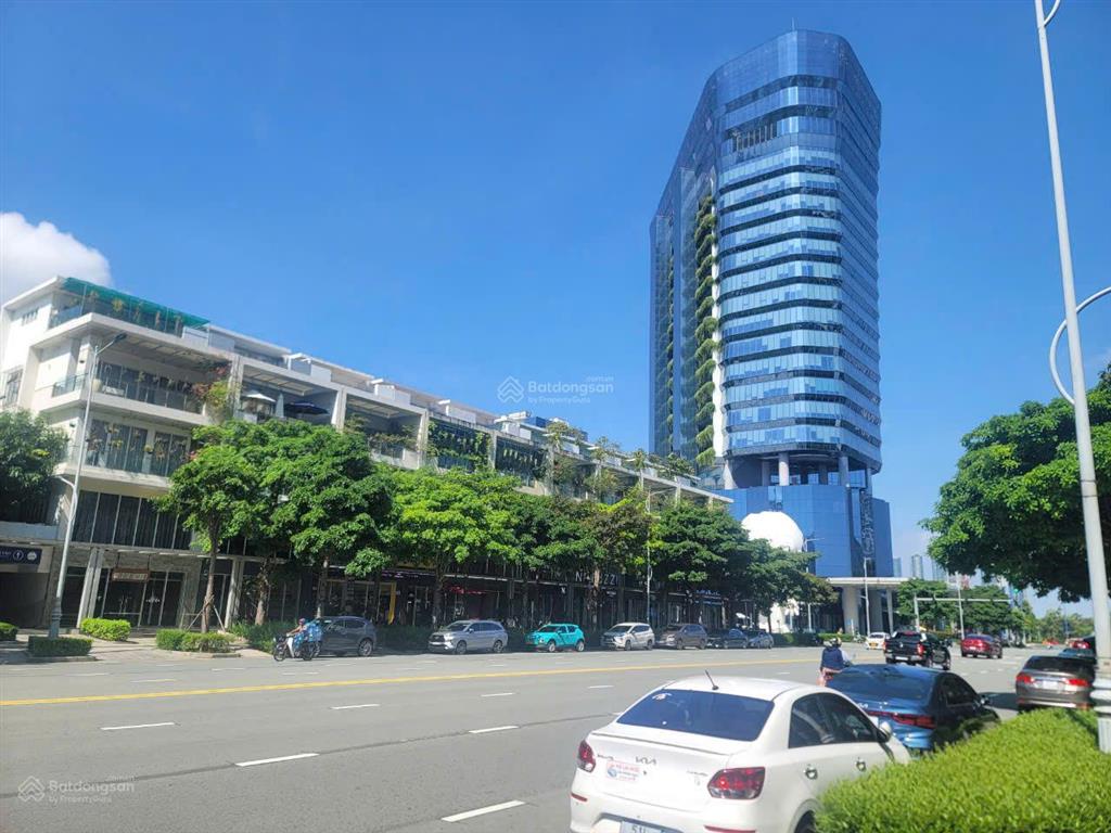 Cho thuê nhà phố tm (shophouse) nguyễn cơ thạch full nội thất, gần 700m2, 6 tầng, 170 triệu