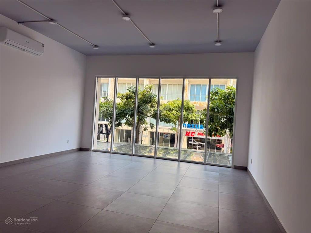 Chính chủ cho thuê mặt bằng shophouse sala, giá tốt 105 triệu, hỗ trợ 1 tháng set up
