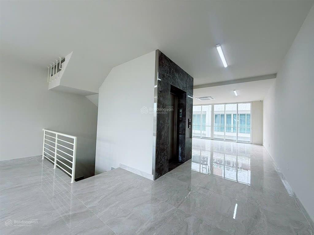 Giỏ hàng cho thuê tại sala thủ thiêm 700m2 170 triệu đến 200 triệu, 480m2 110tr, 240m2 90 triệu,..
