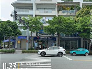 Cho thuê mặt bằng shophouse tại sala sala dtsd gần 1400m², ngang 14.2m x 24m, nội thất đầy đủ