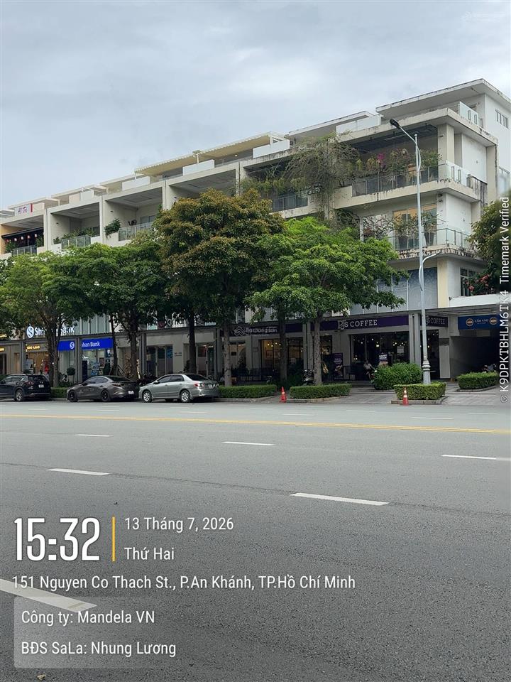 Cho thuê nhà phố nguyễn cơ thạch hầm + 5 tầng, dtsd 693m2, có máy lạnh, thang máy đầy đủ