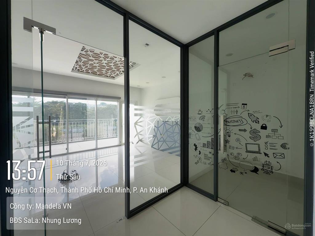 Cho thuê nhà phố nguyễn cơ thạch hầm + 5 tầng, dtsd 693m2, có máy lạnh, thang máy đầy đủ