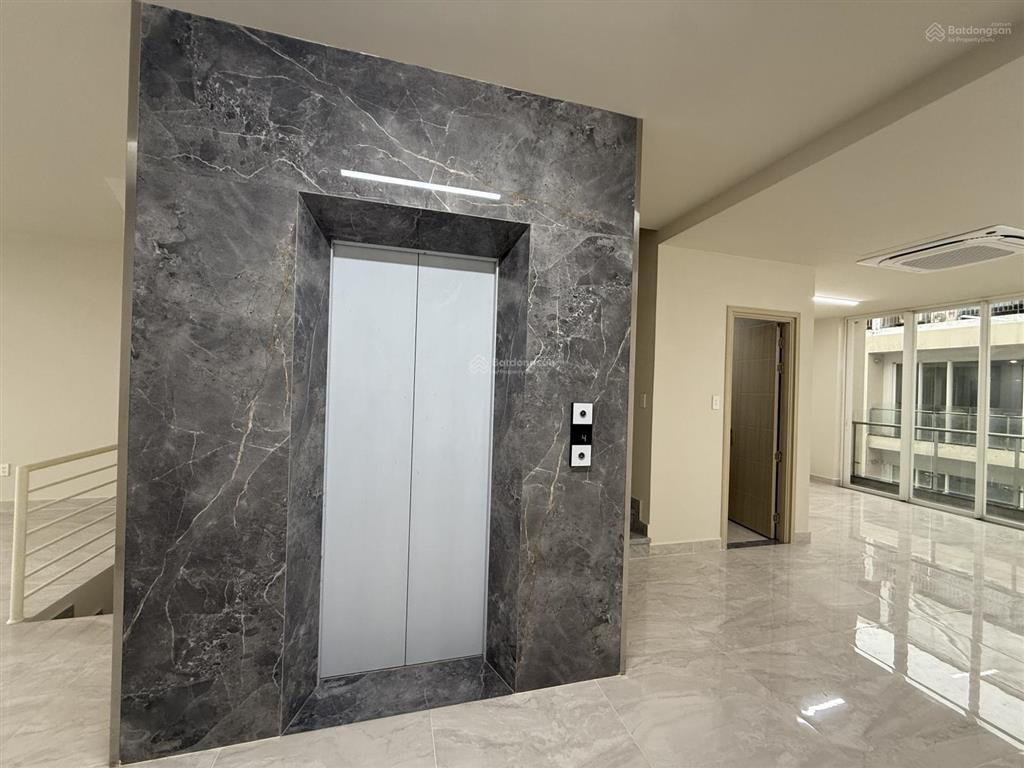 Cho thuê nhà phố sala 5 tầng và 1 hầm, 500m2, đầy đủ nội thất, thang máy, máy lạnh