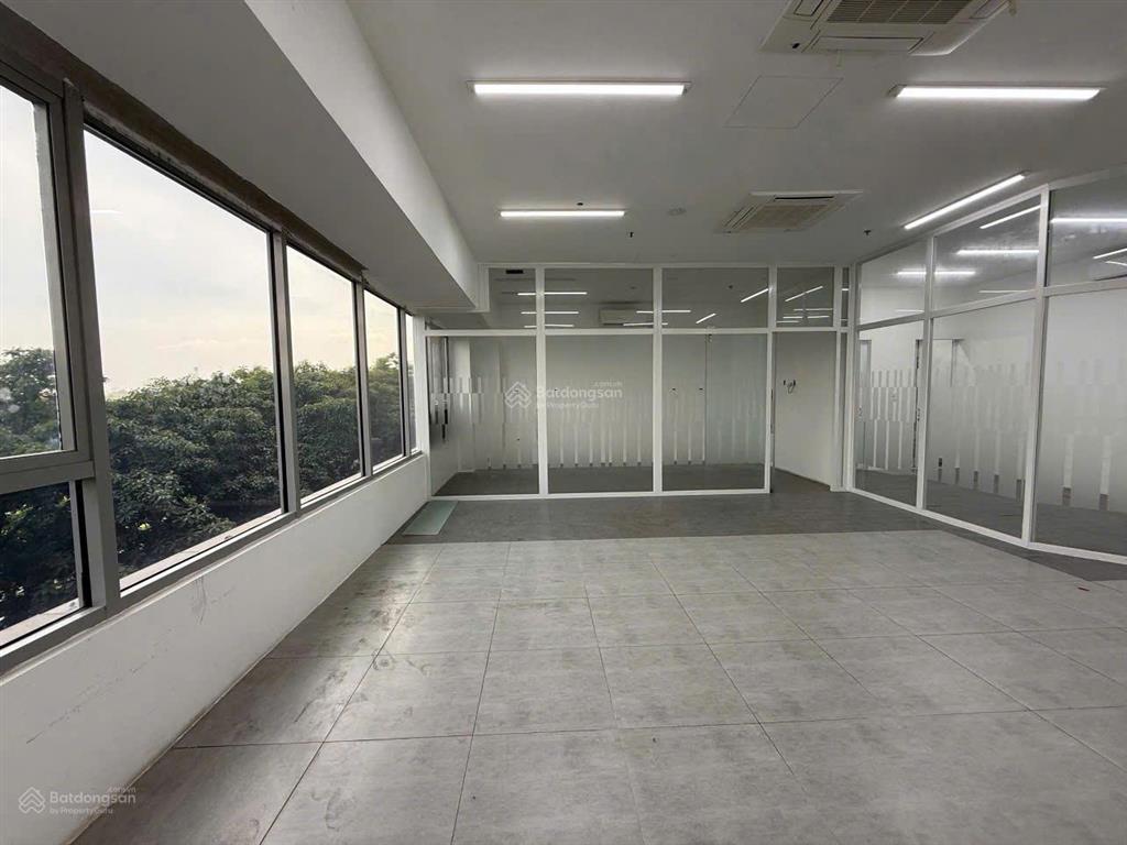 Cho thuê văn phòng 100m² mặt tiền công viên, trống suốt, 3 máy lạnh  sala thủ thiêm (q2, an khánh)