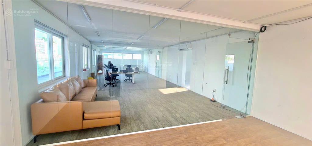 Cho thuê văn phòng tầng 5 140m2 65tr tại đường nguyễn cơ thạch sala quận2