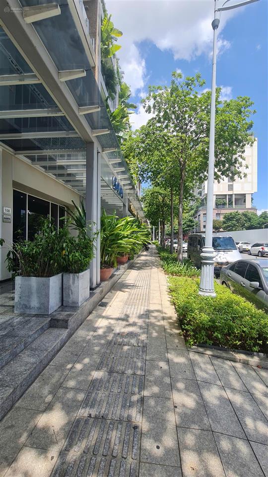 Cho thuê văn phòng sala 25m2 đầy đủ nội thất 15 triệu đã bao gồm 1 số chi phí