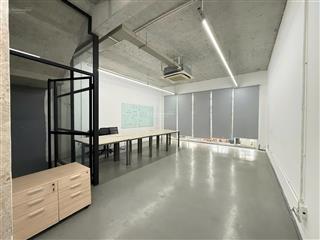 Cho thuê văn phòng 85m2 nội thất cơ bản 27 triệu