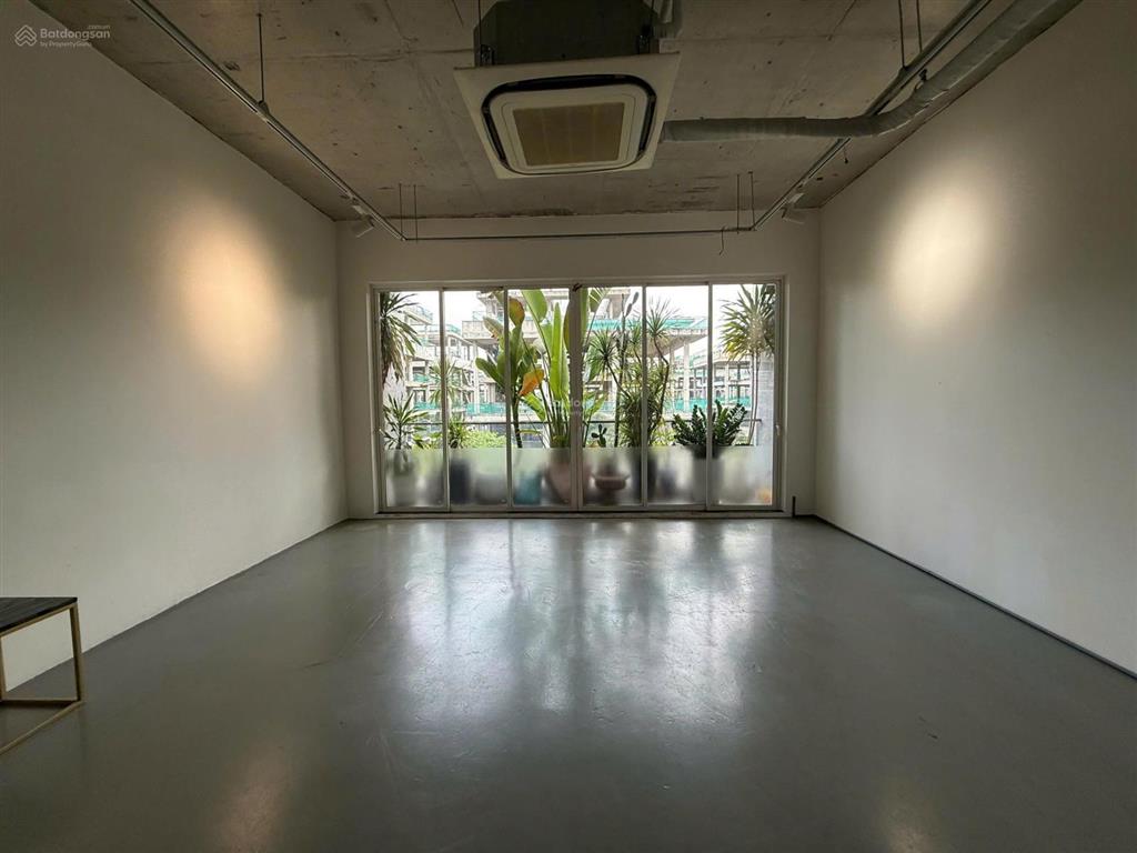 Cho thuê văn phòng 85m2 khu đô thị sala 28 triệu