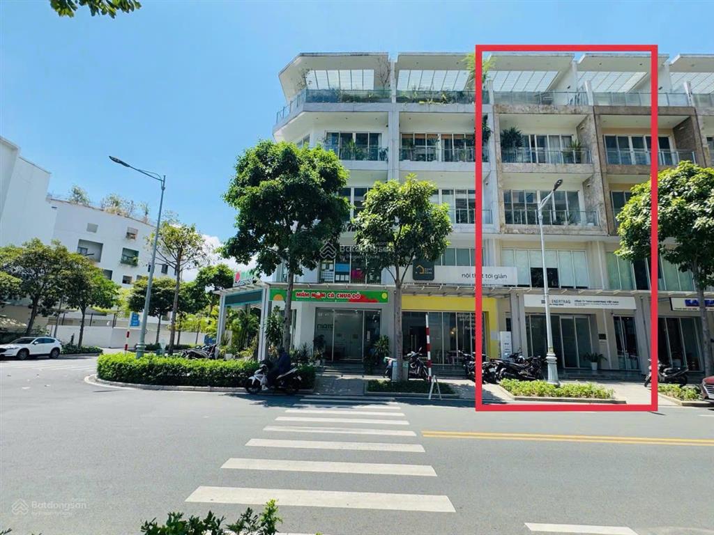 Cho thuê văn phòng sala 110m2 nội thất cơ bản 30 triệu