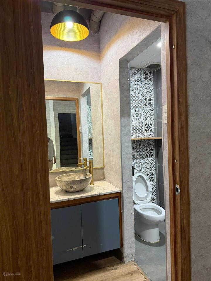 Shophouse giá hời sala  240m2  90 triệu/th xem nhà ngay