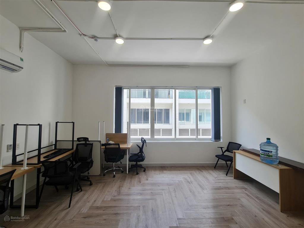 Văn phòng sala 14 triệu  full nội thất  giờ làm việc tự do