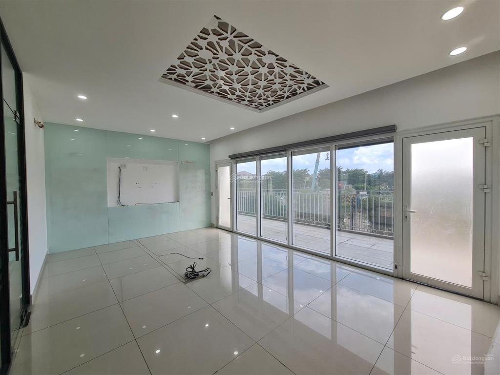 Sàn văn phòng sala  126m2  đường nguyễn cơ thạch