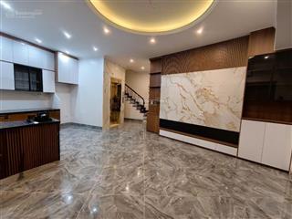 Hiếm phố lạc trung  lô góc  thang máy  ô tô qua nhà