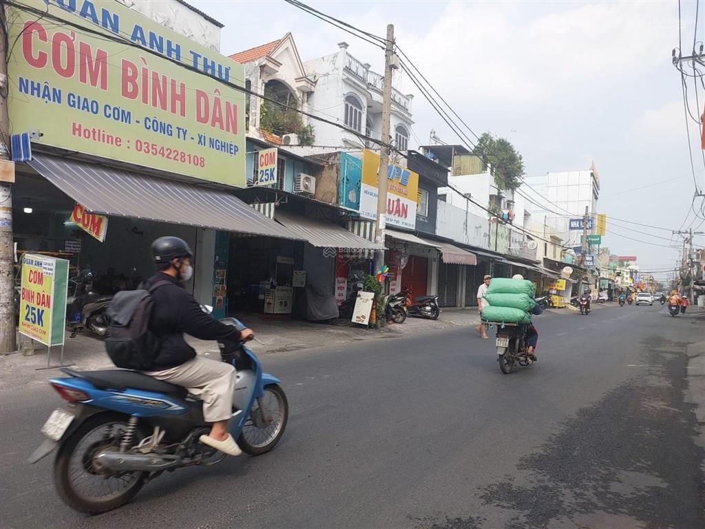 Bán nhà cấp 4  104m2  ngang 4 dài 25  nở hậu  lê đức thọ