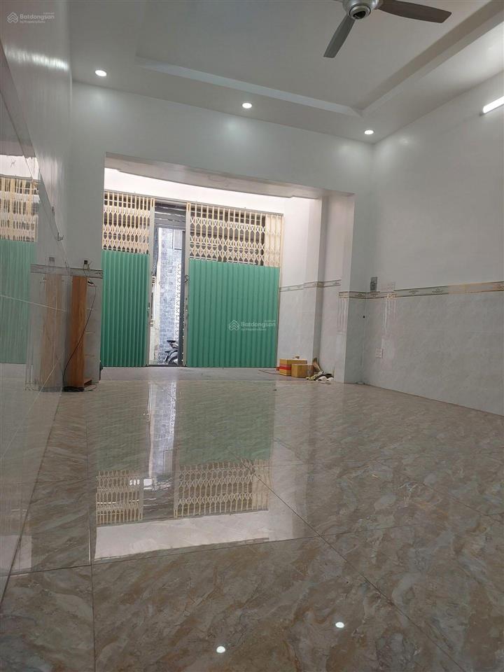 Bán nhà cấp 4  104m2  ngang 4 dài 25  nở hậu  lê đức thọ
