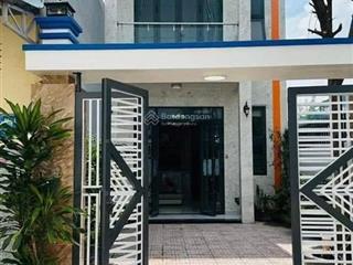 Cần bán gấp căn nhà ngay bến xe quận 8 , đường tạ quang bửu , 1 lầu , 5x15m , giá 8 tỷ