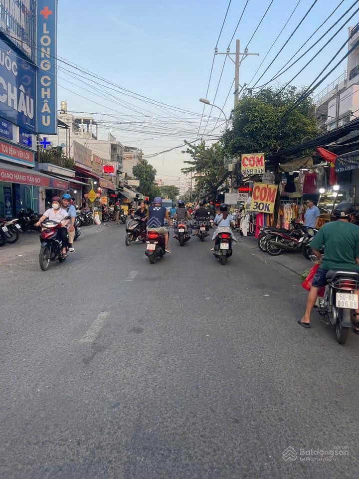 Cần bán gấp căn nhà ngay bến xe quận 8, đường tạ quang bửu, 1 lầu, 5x15m