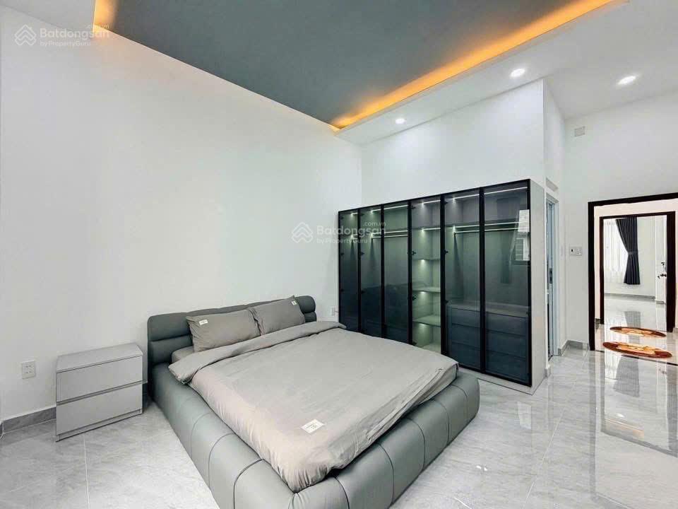 Chính chủ cần bán gấp căn nhà ngay đường cao lỗ quận 8, dt 60m2, đang cho thuê mỗi tháng 14tr/tháng