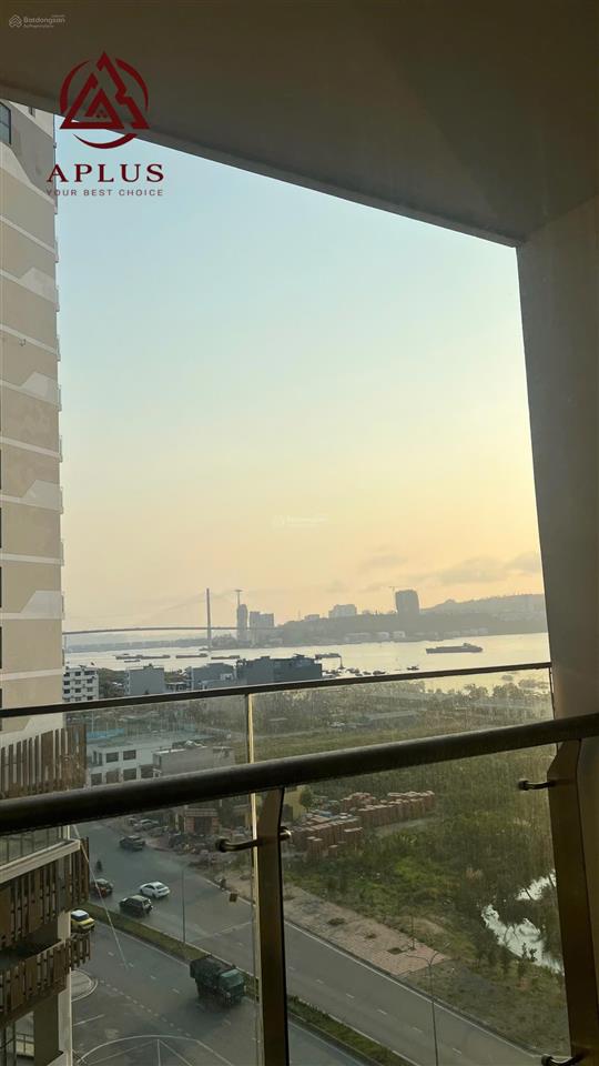 Bán gấp căn 1n+1vs giá 1,6 tỷ, view vịnh, toà a the ruby, nhận nhà về ở luôn 0866 679 *** em hân