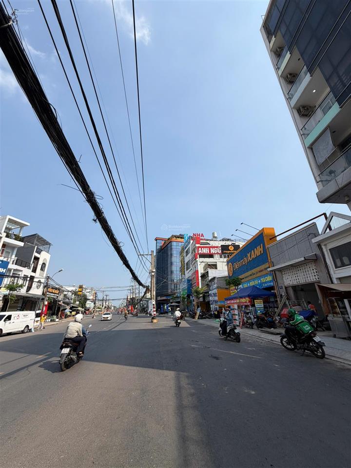 Tòa nhà văn phòng nguyễn thị định q2, 6 tầng + thang máy, 154,9m2 hđt 110tr/tháng, dt sàn 703.3m2