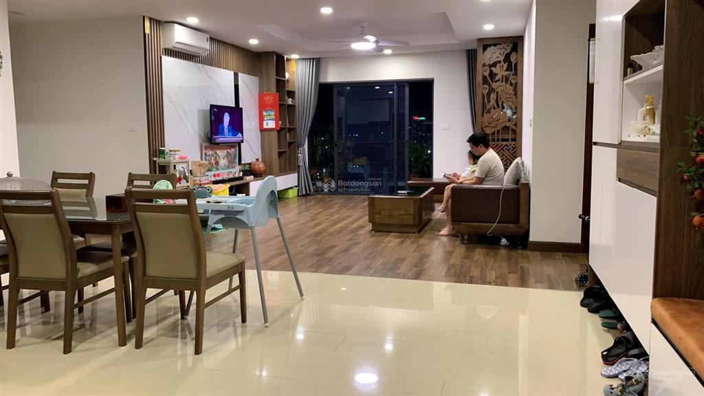 Bán chung cư booyoung căn góc 75m2, 2 ngủ, 2 vs giá tốt.