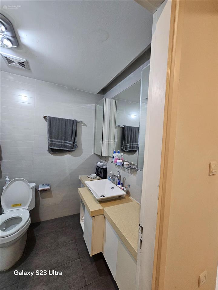 Bán nhà, lô góc, mặt phố tuệ tĩnh, và triệu việt vương, thang máy, kd đa ngành nghề, pháp lý chuẩn