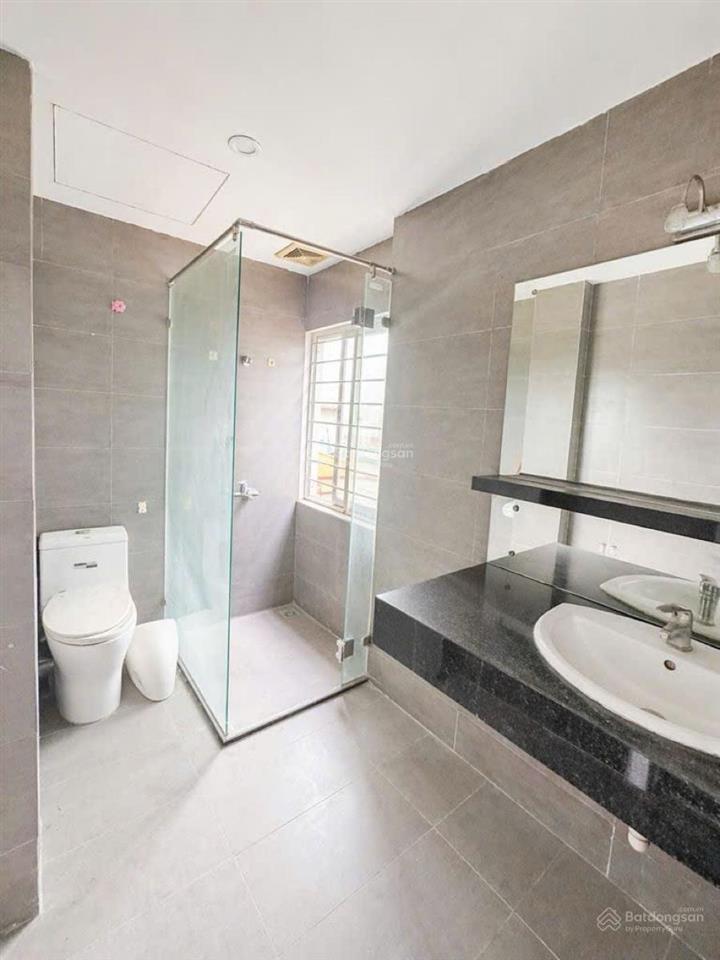 Mặt phố, nguyễn công hoan, ba đình, lô góc, vị trí đắc địa, phù hợp các loại hình kd, dân trí,