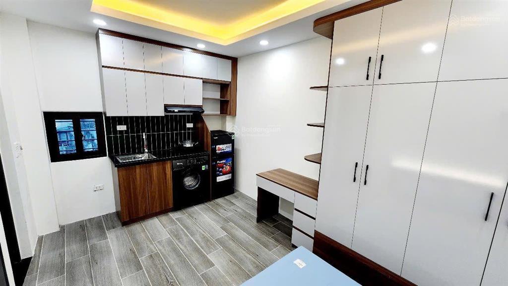 Ơn giời! ccmn cầu giấy 65m2 x 6 tầng, thiết kế 10 phòng. doanh thu 60tr/tháng. nhỉnh 13 tỷ