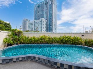 Đang cho thuê làm homes, do ko có tgian quản lý, bán biệt thự rộng 365m2 cách biển bãi sau vt 450m