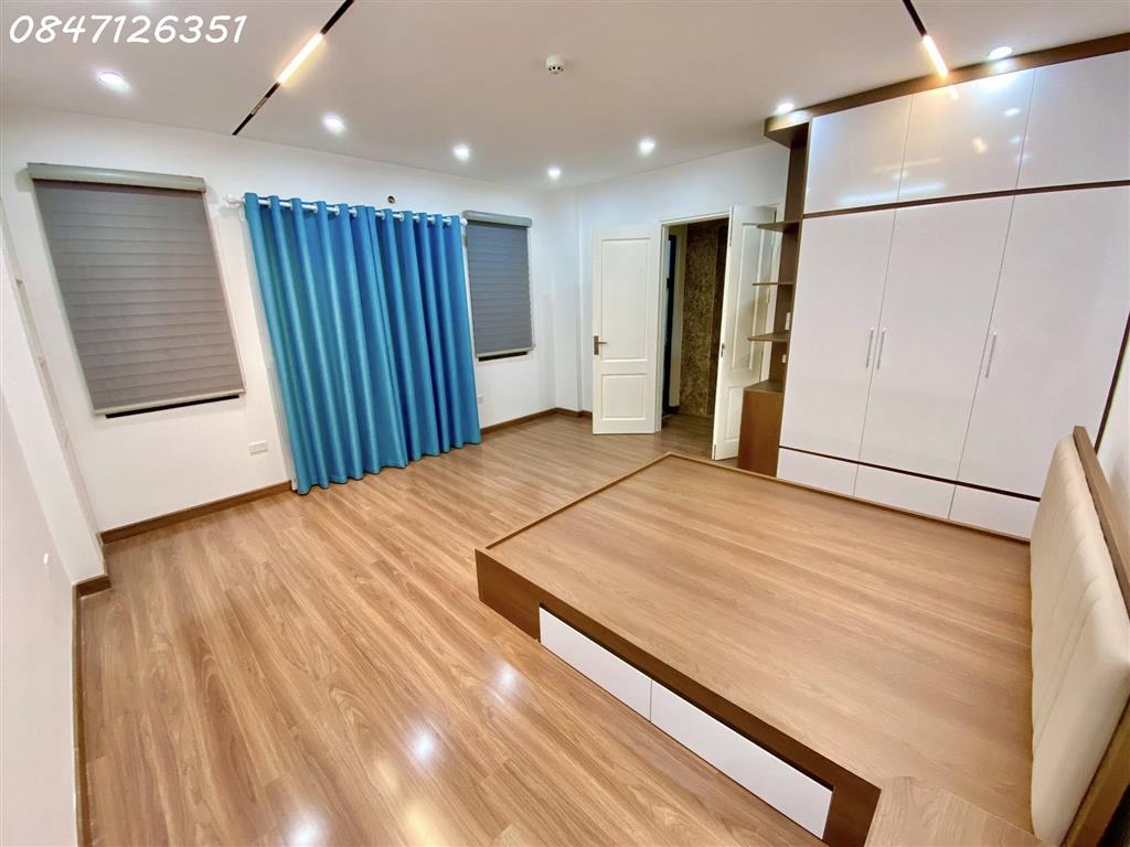 💥Gần Ô tô, Thang máy Trung Kính 43m 5T Nội thất leng keng, nhỉnh 15 tỷ