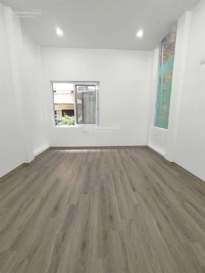 Bán căn nhà phố chùa bộc tt đống đa nhà hai mặt ngõ thoáng sáng trước sau