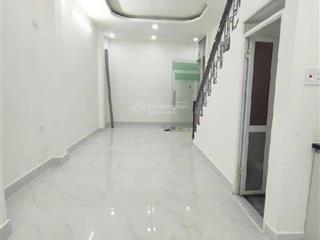 Bán căn nhà phố chùa bộc tt đống đa nhà hai mặt ngõ thoáng sáng trước sau