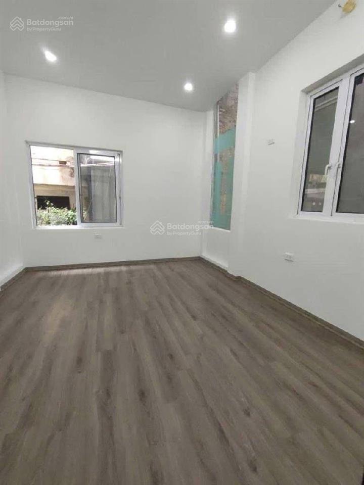 Bán căn nhà phố chùa bộc tt đống đa nhà hai mặt ngõ thoáng sáng trước sau