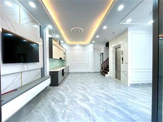 Nhà mới thang máy gần ô tô đỗ tiện ích không thiếu gì