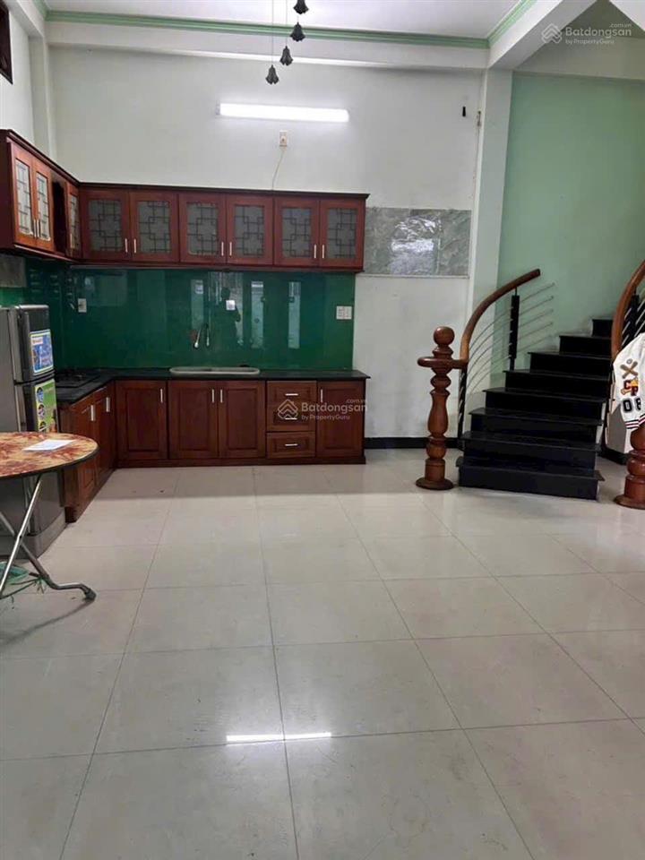 Nhà 3 tầng kiệt ô tô trần cao vânlô gócgần biển61mngang 7.3mchỉ nhỉnh 6tỷ