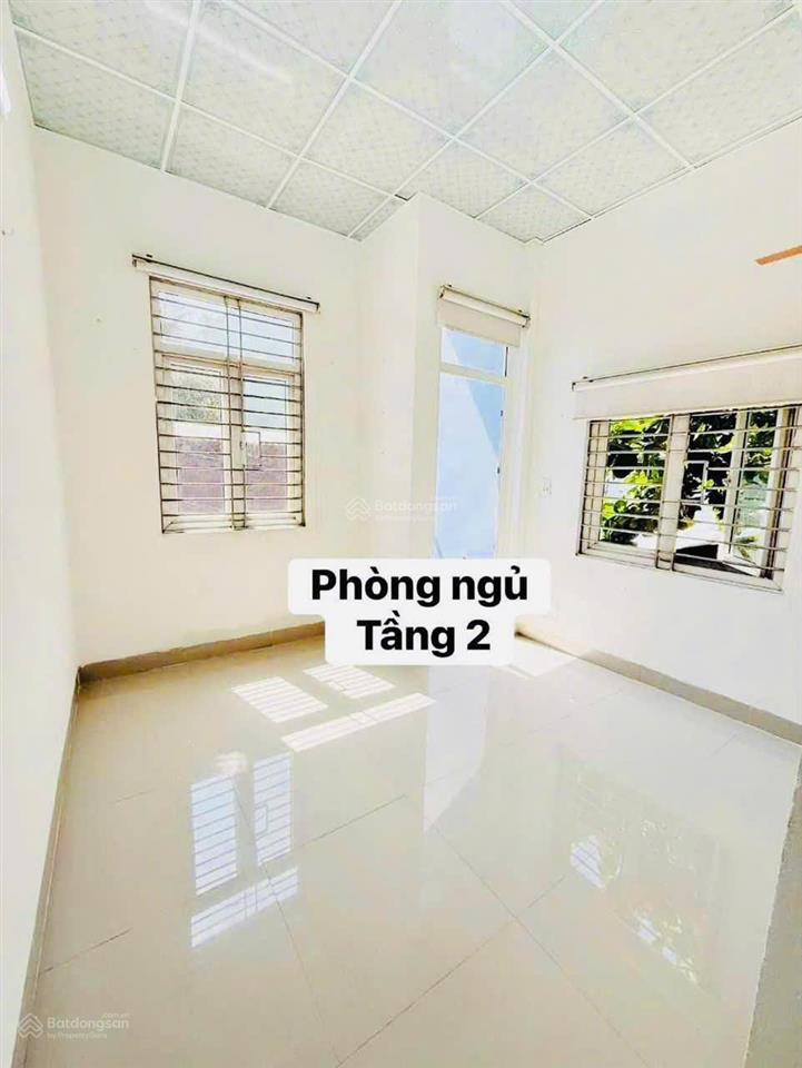 Nhà 2 tầng lô góc kiệt lê duẩn  dt 55m  ngang 6,6m  chỉ nhỉnh 4 tỷ