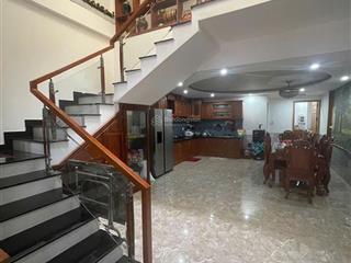Nhà 3 tầng kiệt ngô chân lưu ô tô vào nhà chỉ nhỉnh 6 tỷ