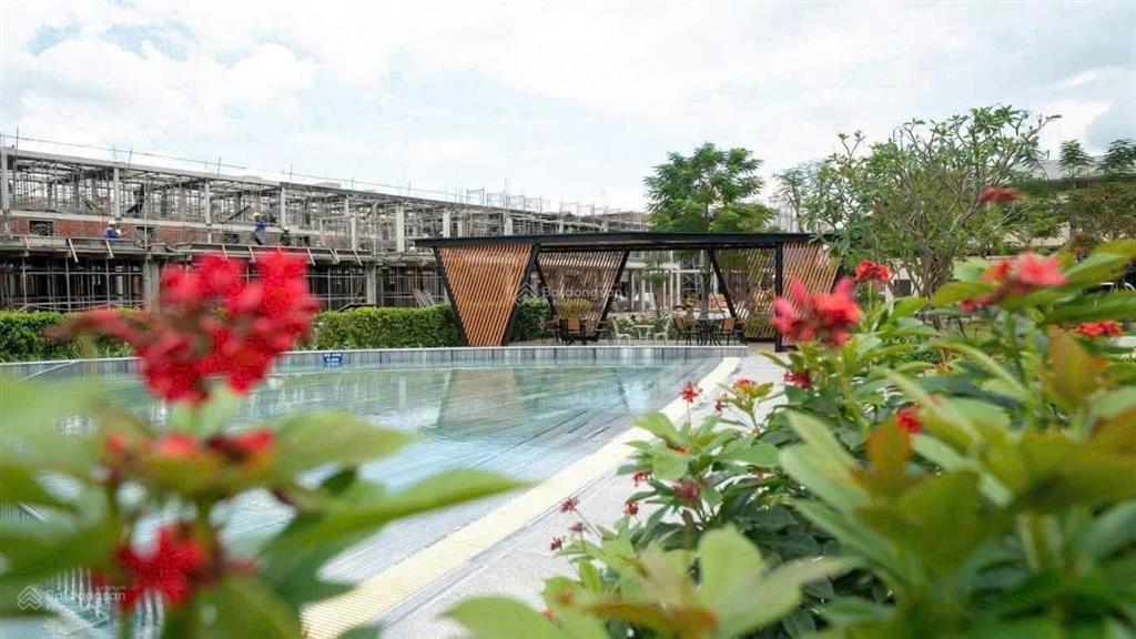 Bán shophouse tại k home new city, 8,2 tỷ, 247m2, 7pn, 5wc  giá rẻ ngang 1 căn hộ thương mại