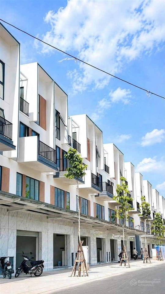 Bán shophouse tại k home new city, 8,2 tỷ, 247m2, 7pn, 5wc  giá rẻ ngang 1 căn hộ thương mại