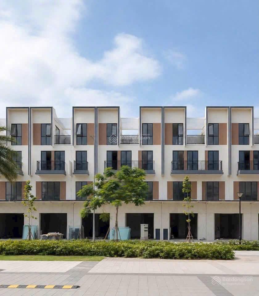 Bán shophouse tại k home new city, 8,2 tỷ, 247m2, 7pn, 5wc  giá rẻ ngang 1 căn hộ thương mại