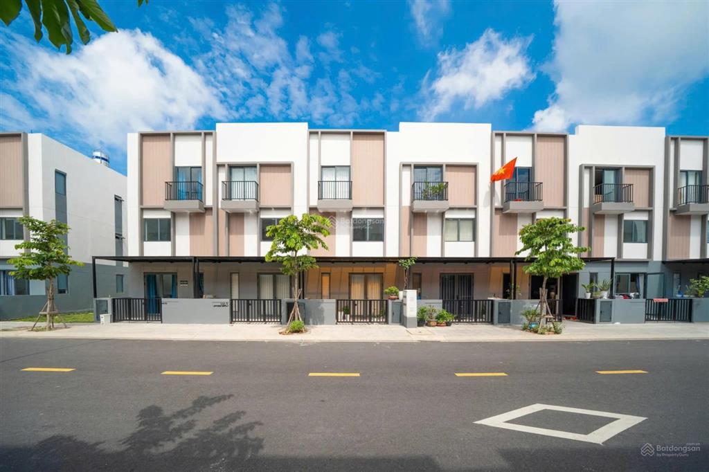 Bán shophouse tại k home new city, 8,2 tỷ, 247m2, 7pn, 5wc  giá rẻ ngang 1 căn hộ thương mại