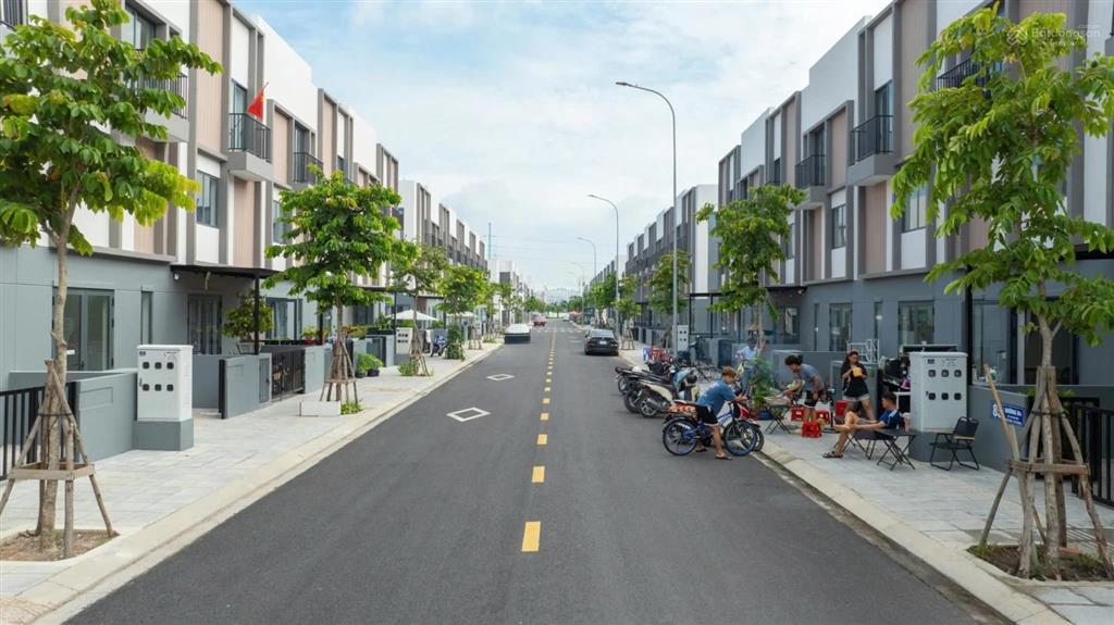 Bán shophouse tại k home new city, 8,2 tỷ, 247m2, 7pn, 5wc  giá rẻ ngang 1 căn hộ thương mại