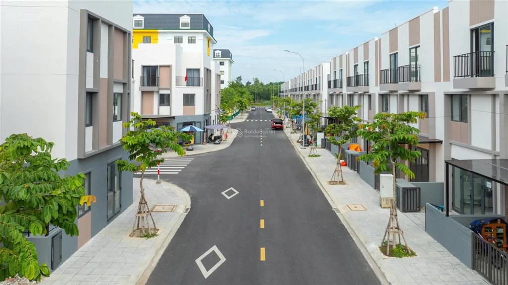 Bán shophouse tại k home new city, 8,2 tỷ, 247m2, 7pn, 5wc  giá rẻ ngang 1 căn hộ thương mại