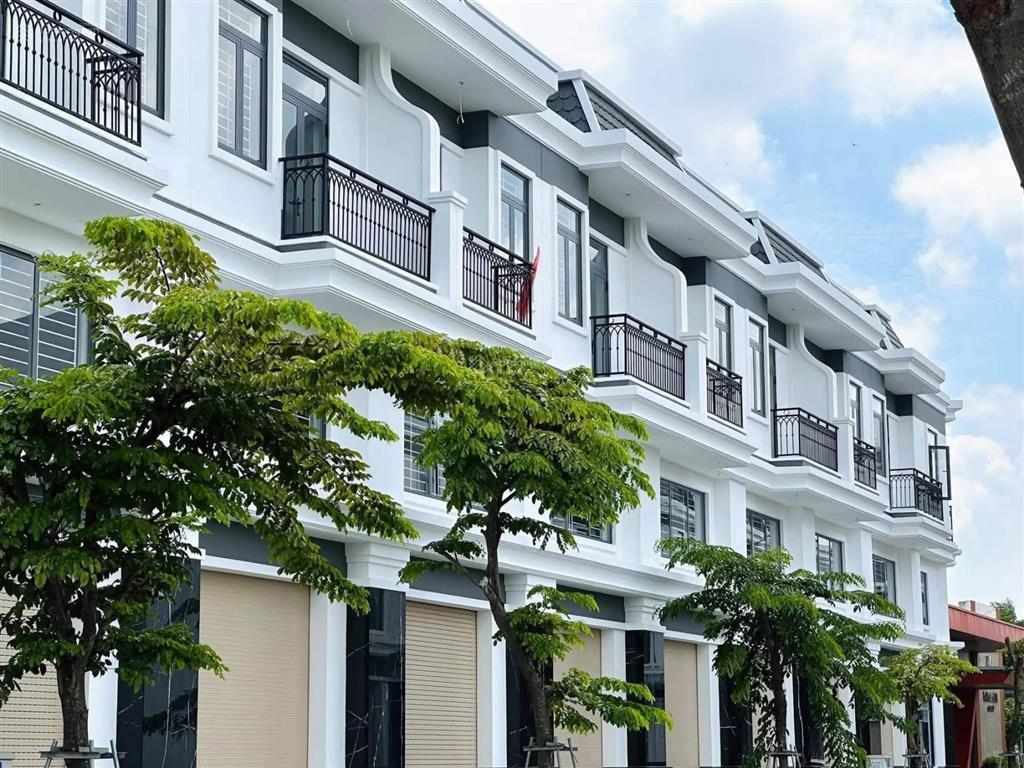 Căn góc sd 134,6m2, ngay ngã tư trung tâm đường 20.5m gần vành đai 4 giá chỉ 2 tỷ 987 triệu