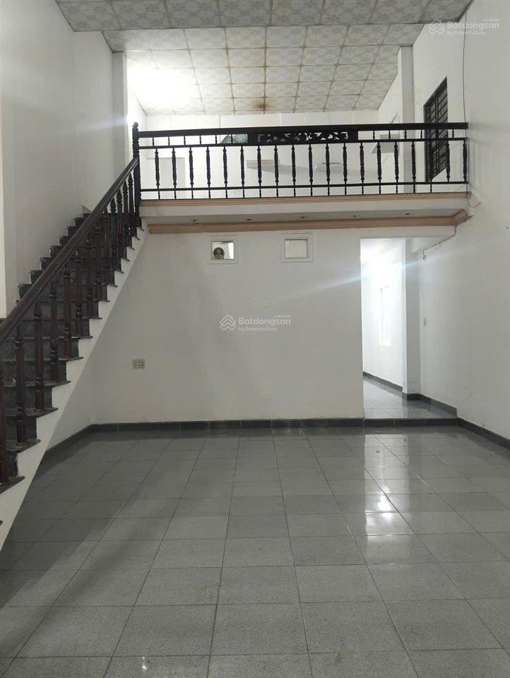 Gia đình cần bán nhà vị trí đẹp có thể mua cho thuê cần bán nhà đường 5.5m hoàng đạo thúy
