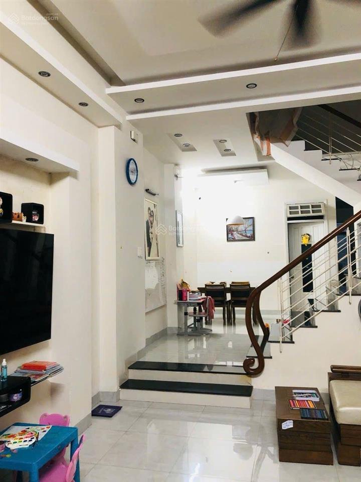 Bán nhà chính chủ song song đường thăng long đẹp gần sông