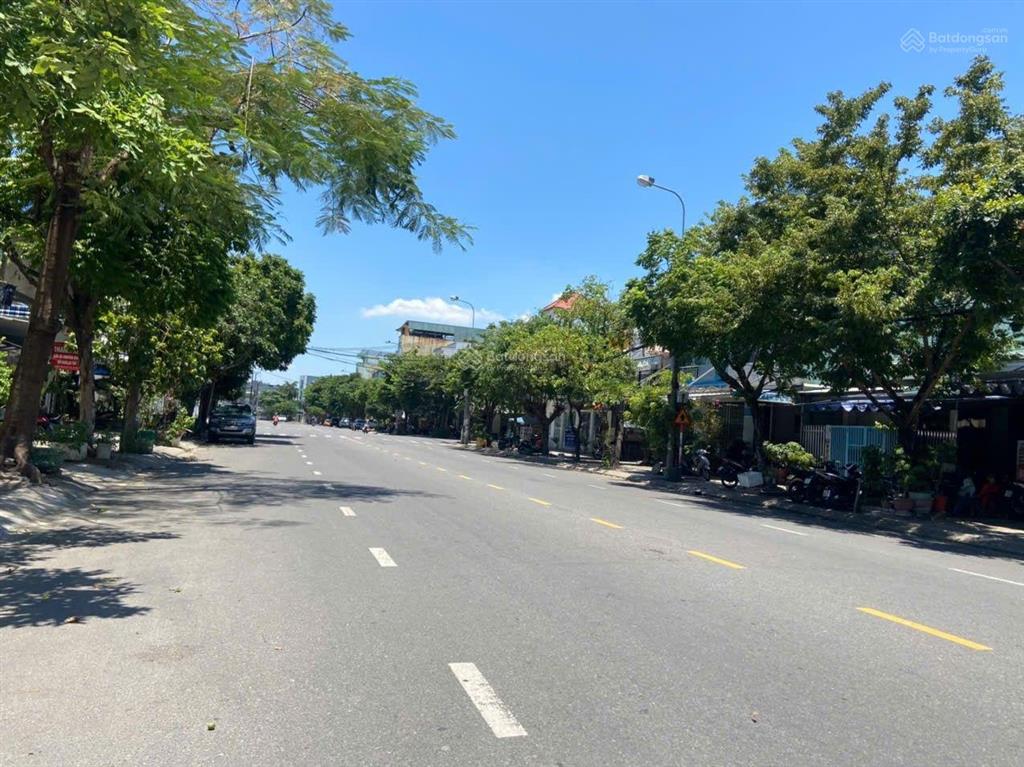 Bán đất mt đường nguyễn phước tần