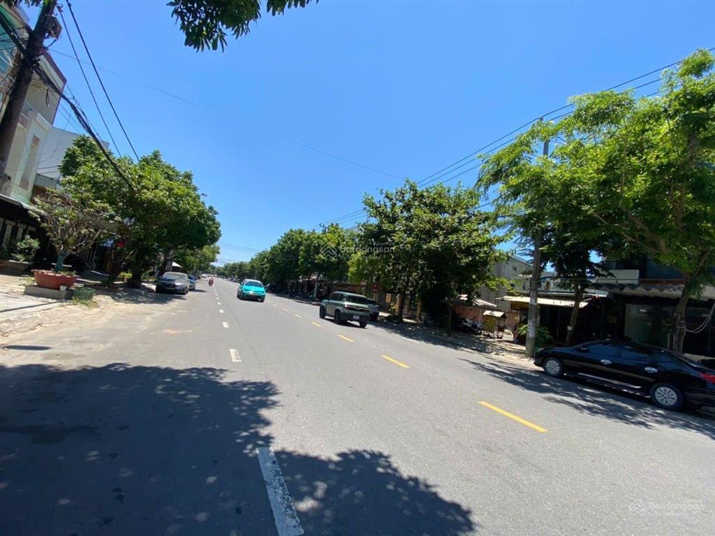 Bán đất mt đường nguyễn phước tần